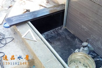 如何制作假山流水水幕墻？